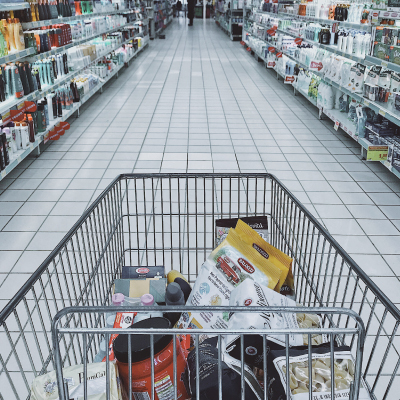grocery-cart-with-item